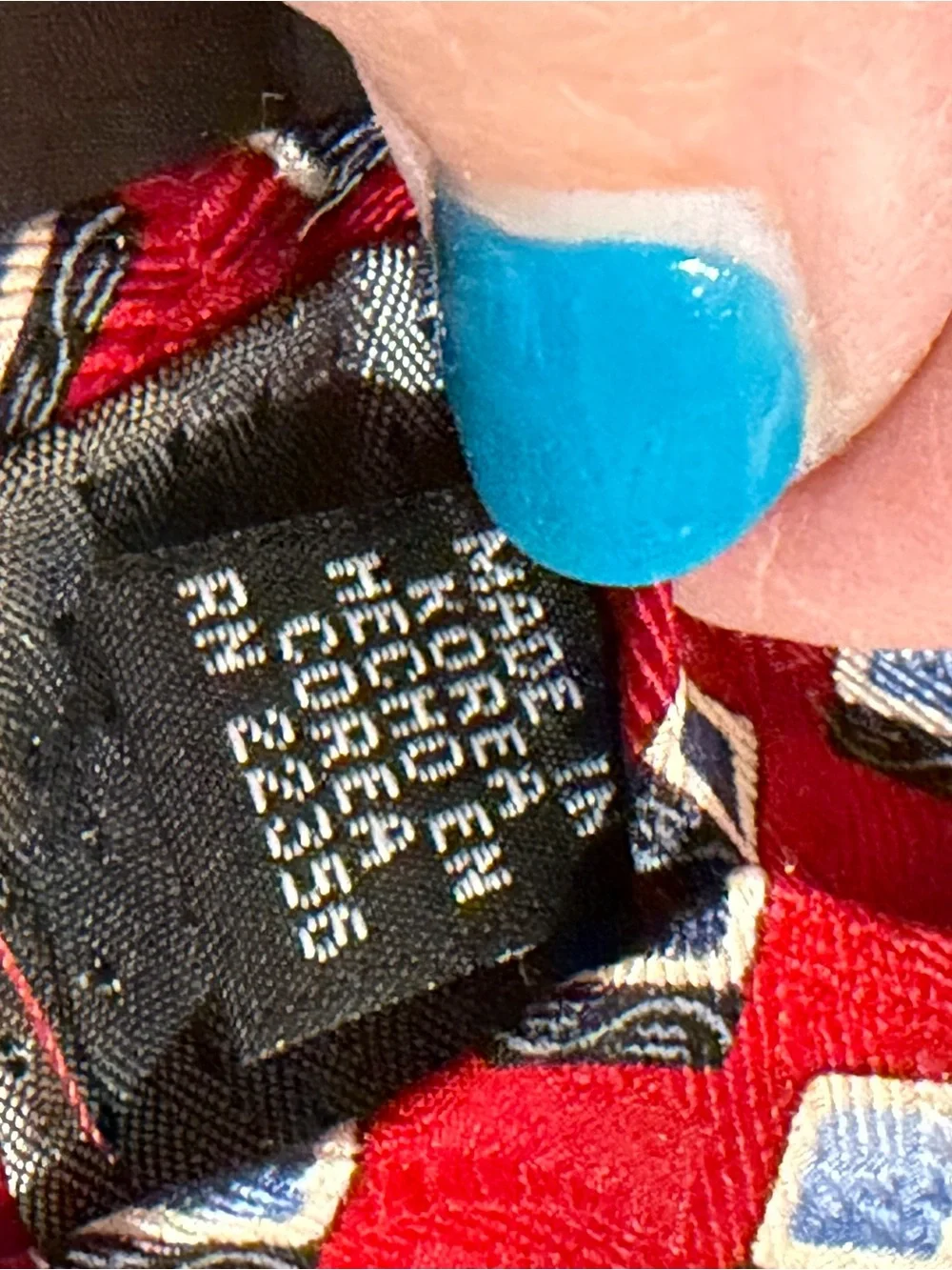 Cell Phones & Accessories Subcategory Identification
